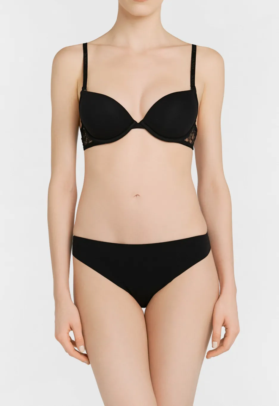 Black T-shirt Multiway Bra With Chantilly Lace