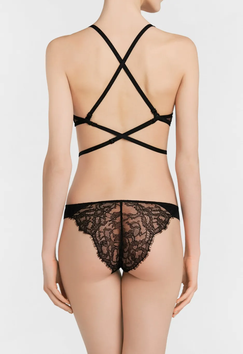 Black T-shirt Multiway Bra With Chantilly Lace