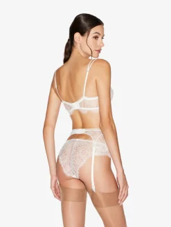 Lace Suspender Belt In Natural