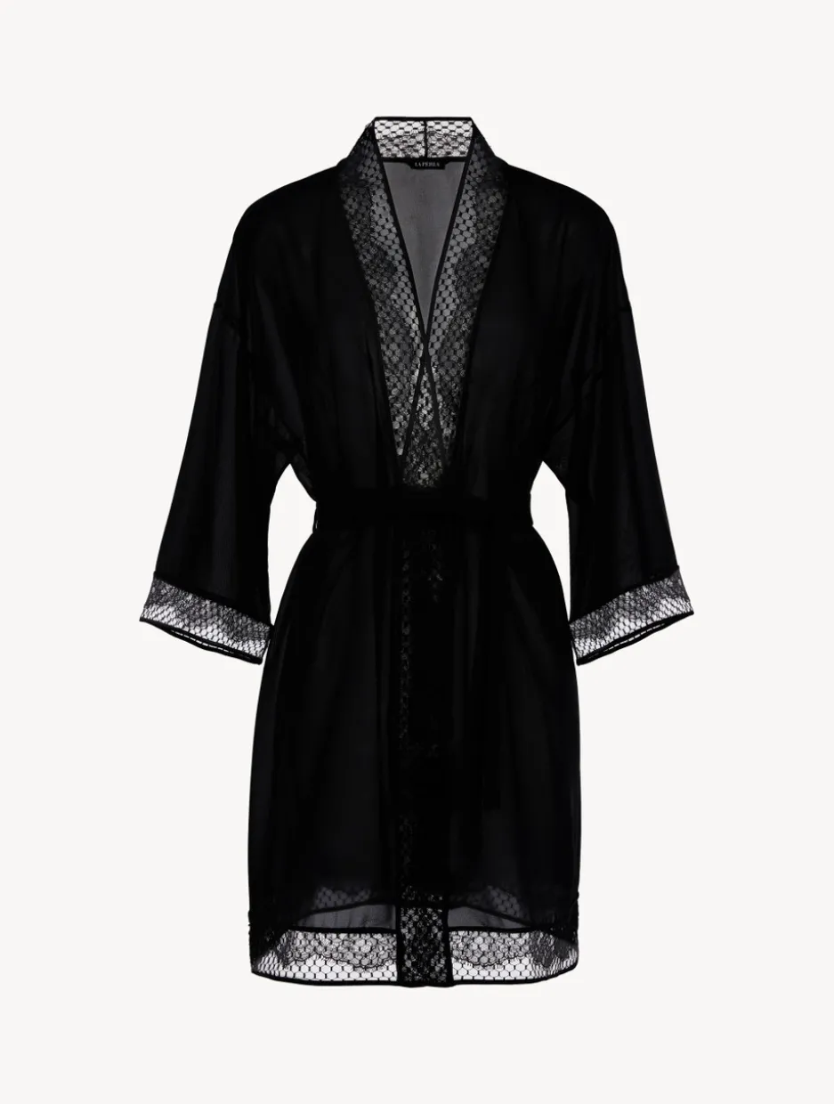 Short Silk Robe With Leavers Lace