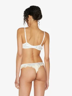 Silk Underwired Bra In White With Ivory Frastaglio