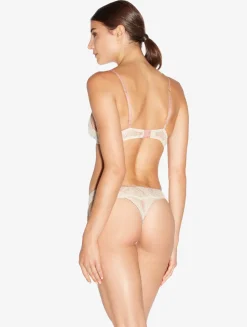 Soft Bralette In Linen And Nude Rose With Leavers Lace
