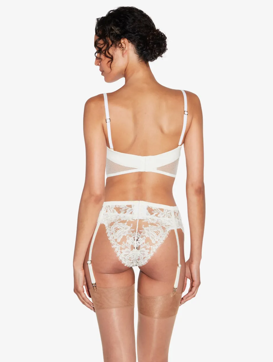 Suspender Belt In Off White With Cotton Leavers Lace
